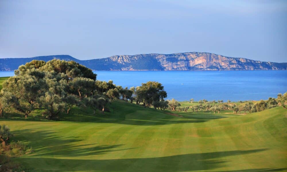 Luxus Gruppenreisen Golfreisen Griechenland Golfplatz Green Meer Costa Navarino