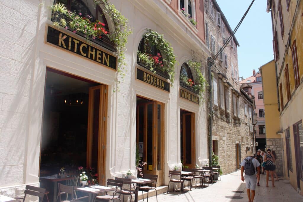 Restaurant in den mittelalterlichen Gassen von Split