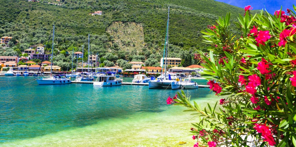 Malerisches Dorf in Sivota in Griechenland