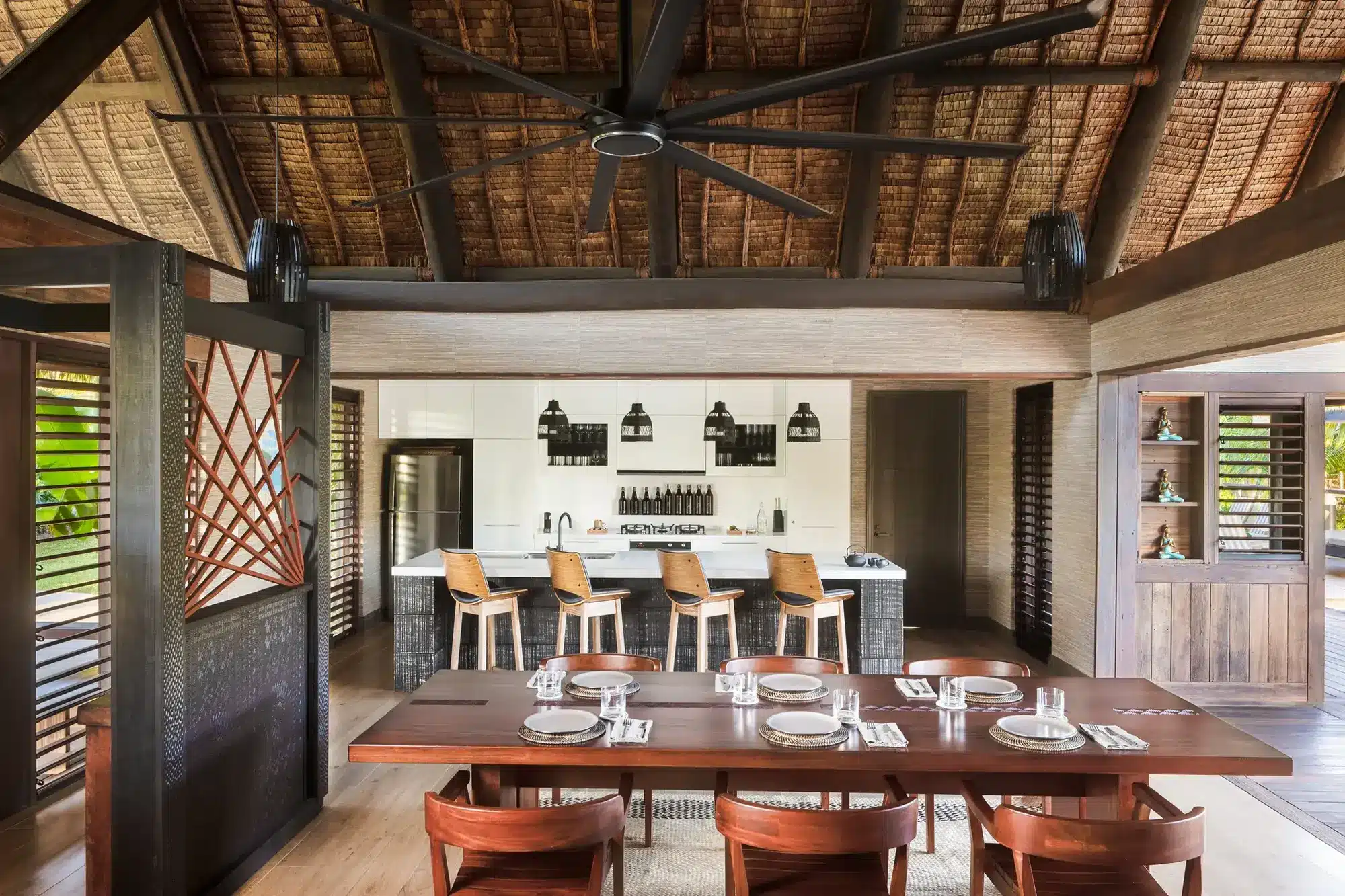 Six Senses Fiji: Neue Privatresidenzen im Mamanuca-Archipel In den neuen Privatresidenzen 51 bis 53 im Mamanuca Archipel koordiniert ein Guest Experience Maker den persönlichen Service für Gäste.