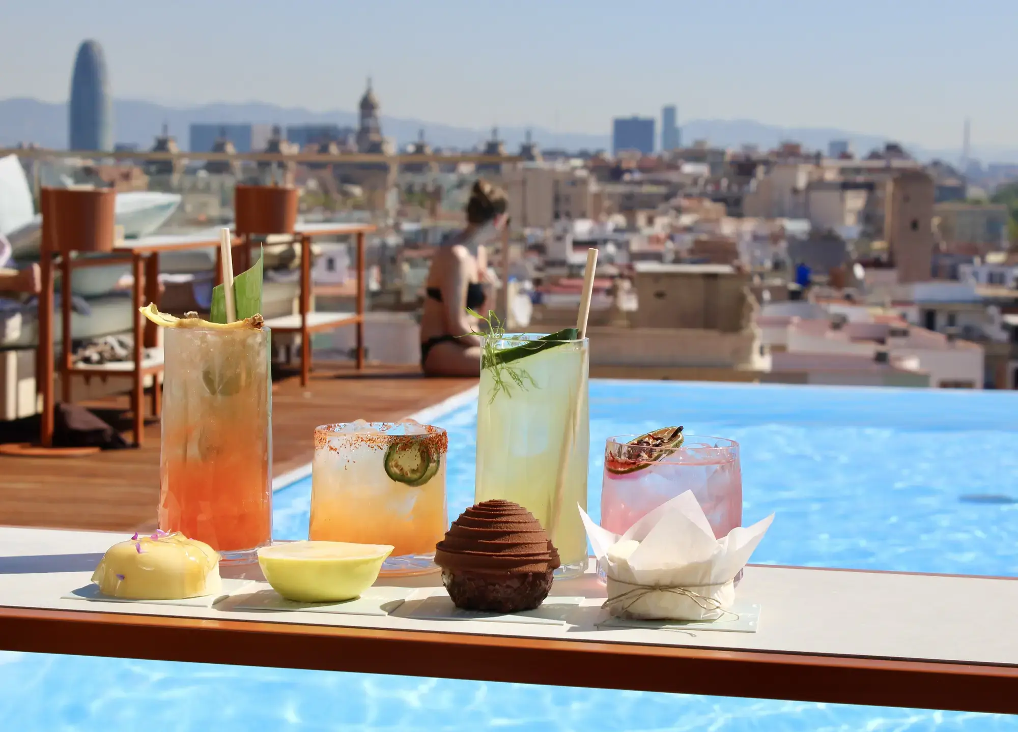 Rooftop Barcelona: 2 exklusive Vollmondnächte im Grand Hotel Central Barkultur und Handwerk: Matteo Conte und L'Atelier Barcelona gestalteten gemeinsam das diesjährige Programm für den Sommer. (Quelle: Grand Hotel Central Barcelona)