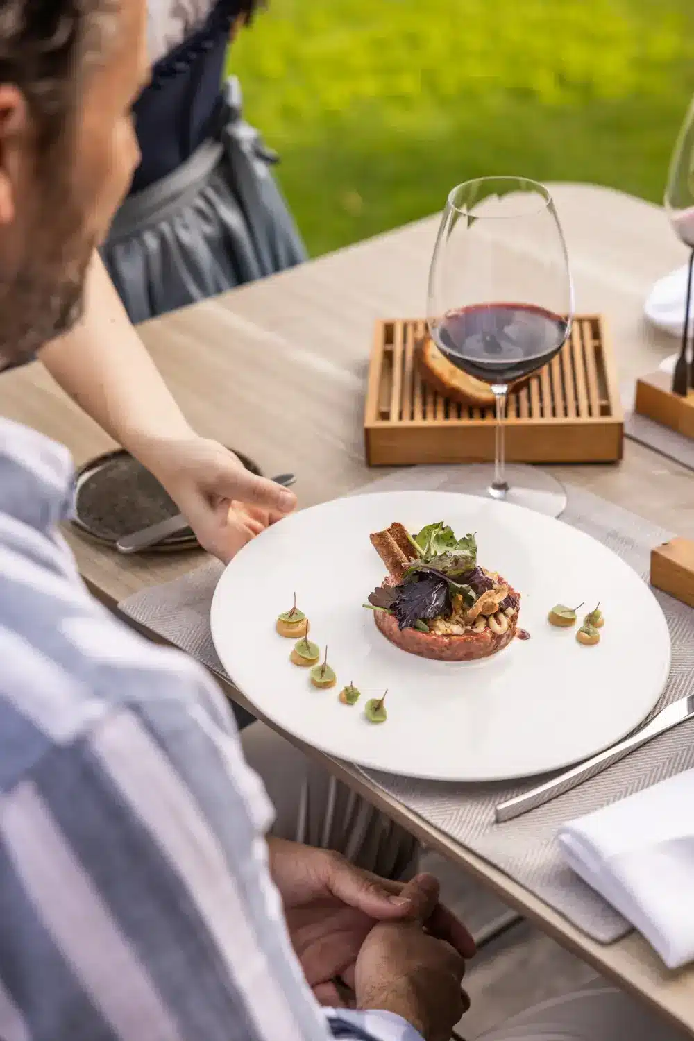 Seevilla Wolfgangsee Events 2026: Genussrunde, Flugshow und Geflügelter Herbst Restaurant Ledererhaus der Seevilla Wolfgangsee, ausgezeichnet mit 89 Falstaff-Punkten