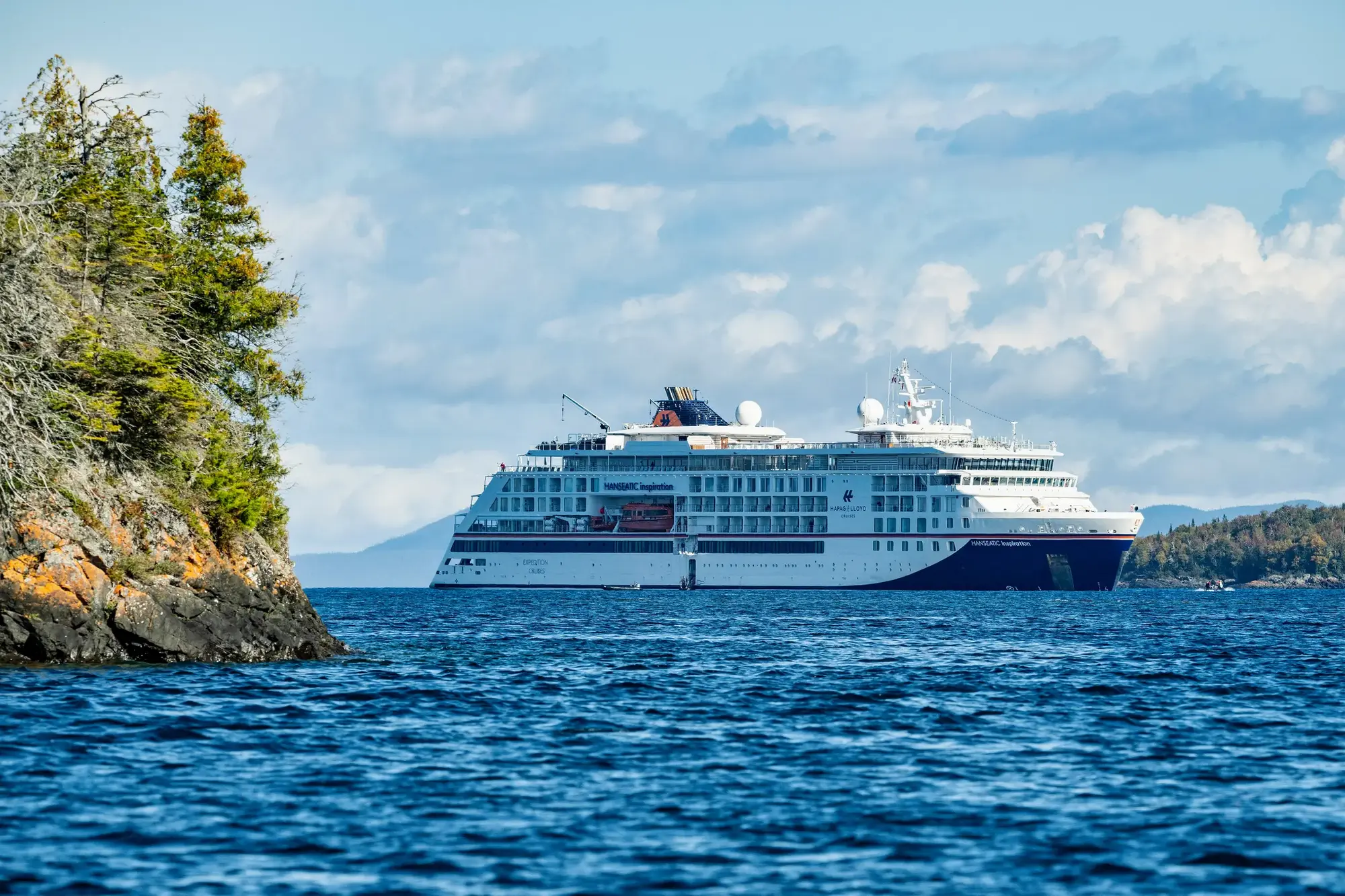 Hapag-Lloyd Cruises Premierenrouten 2027/28: Neue Wege rund um die Welt Als einziges Schiff seiner Klasse verbindet die HANSEATIC inspiration alle fünf Grossen Seen mit dem Sankt-Lorenz-Strom. (Quelle: Hapag-Lloyd Cruises)