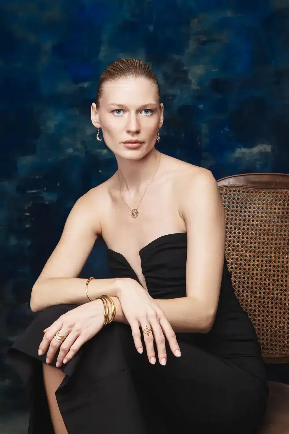 Thomas Sabo Weihnachtskollektion: Midnight Sky, Fluid Elegance und Rebel Steel Thomas Sabo Weihnachtskollektion: Midnight Sky mit funkelnden Sternmotiven und goldenen Akzenten (Quelle: zvg)