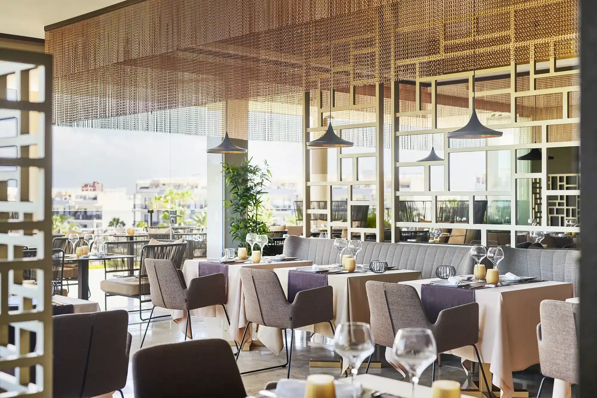 Golfurlaub Mallorca: Zafiro Hotels zwischen Fairway und Mittelmeer Taste und Sushi Bar im Zafiro Palace Alcudia im Norden Mallorcas