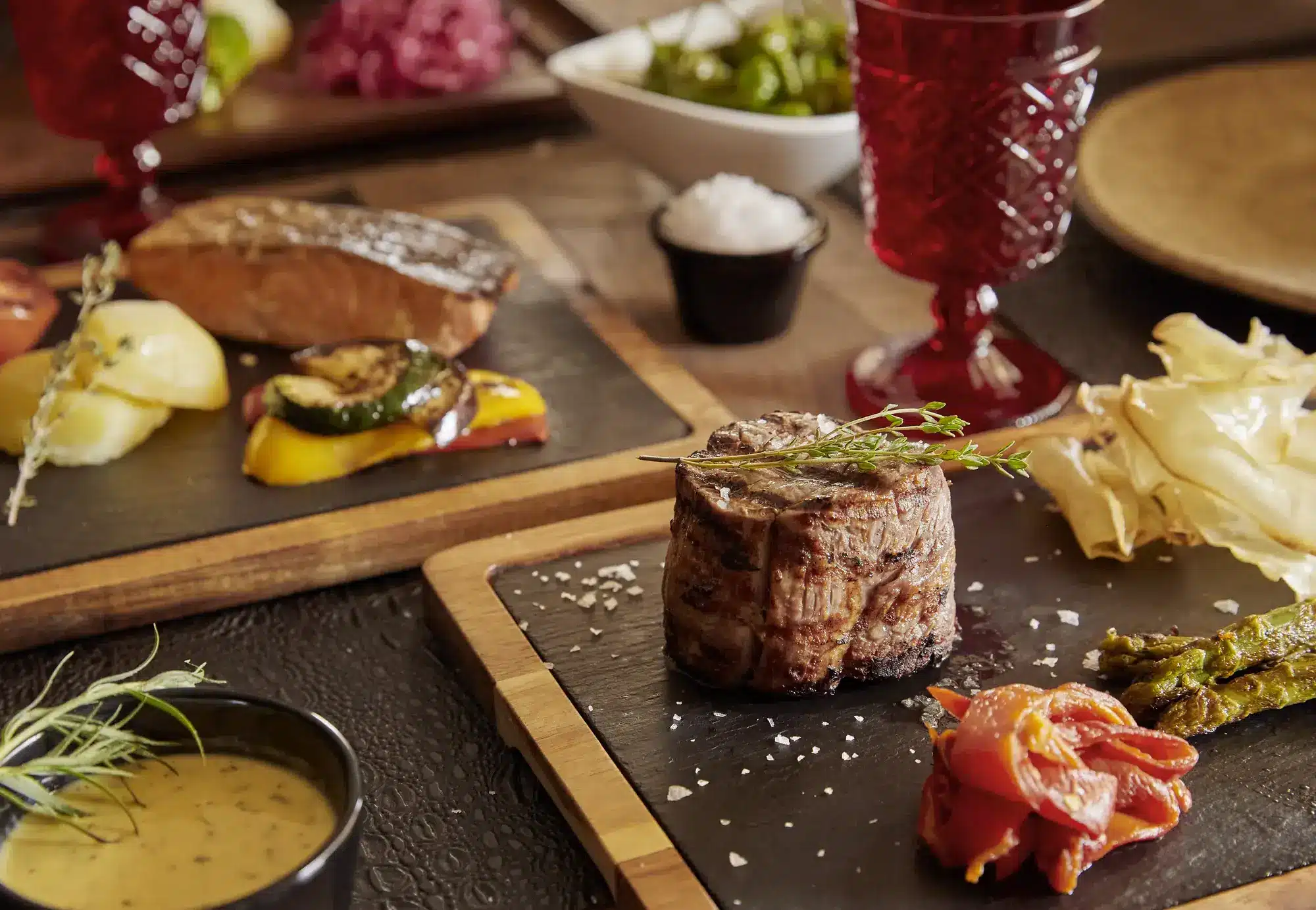 Golfurlaub Mallorca: Zafiro Hotels zwischen Fairway und Mittelmeer Rindsfilet vom Grill im Caliu Grill des Zafiro Palace Andratx